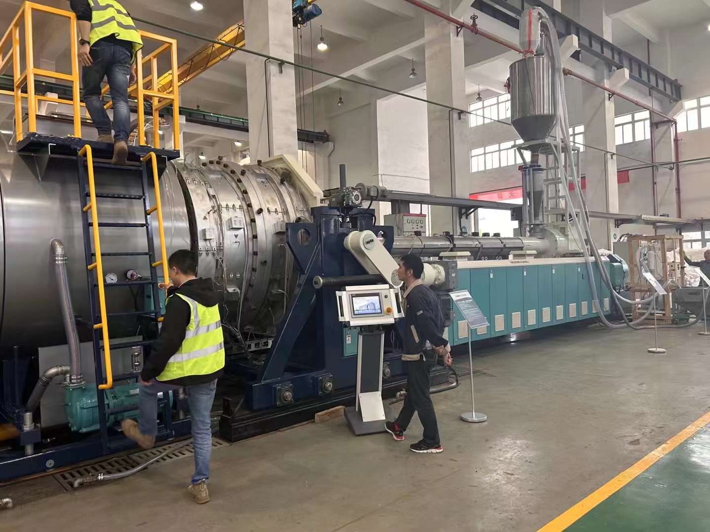 فینگ لی پائپ ایکسٹروژن پروڈکشن لائن کے اصول ، اطلاق اور ترقی کا تجزیہ کرتا ہے