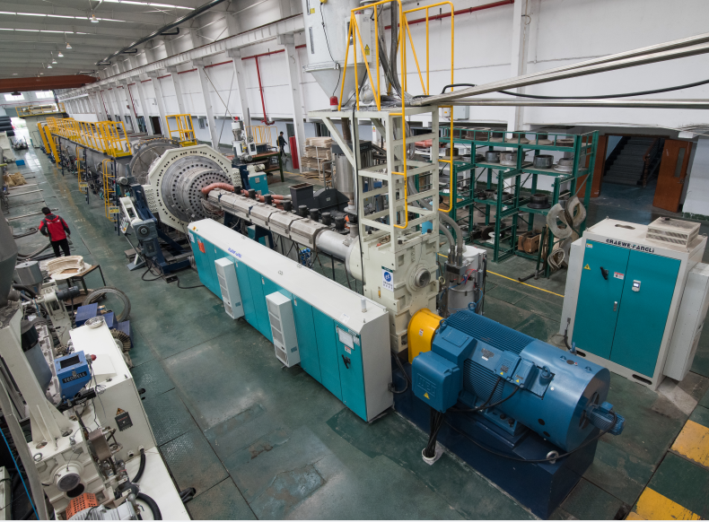 پلاسٹک extruder کی مرکزی مشین کے غیر مستحکم کرنٹ کو حل کرنے کے اقدامات